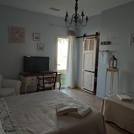 Les Olivades Bed & Breakfast Magalas Luaran gambar